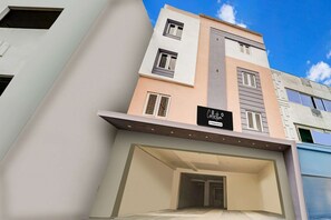 Imagen sin descripción, 3 de 26, botón