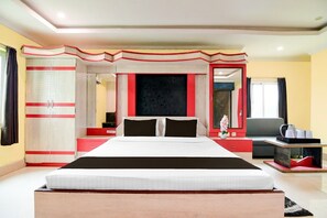 Unclassified image, 2 of 28, button - Collection O Tamando Jagannath Temple (Bhubaneswar)