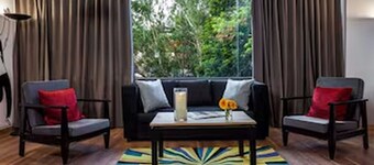 Hôtel O Poste de police