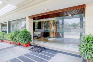 Nicht klassifiziertes Bild, 2 von 34, Schaltfläche