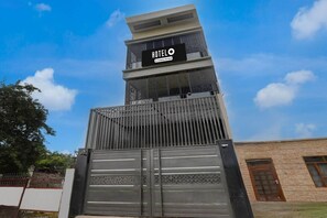 Luokittelematon kuva, 5 kautta 26, painike