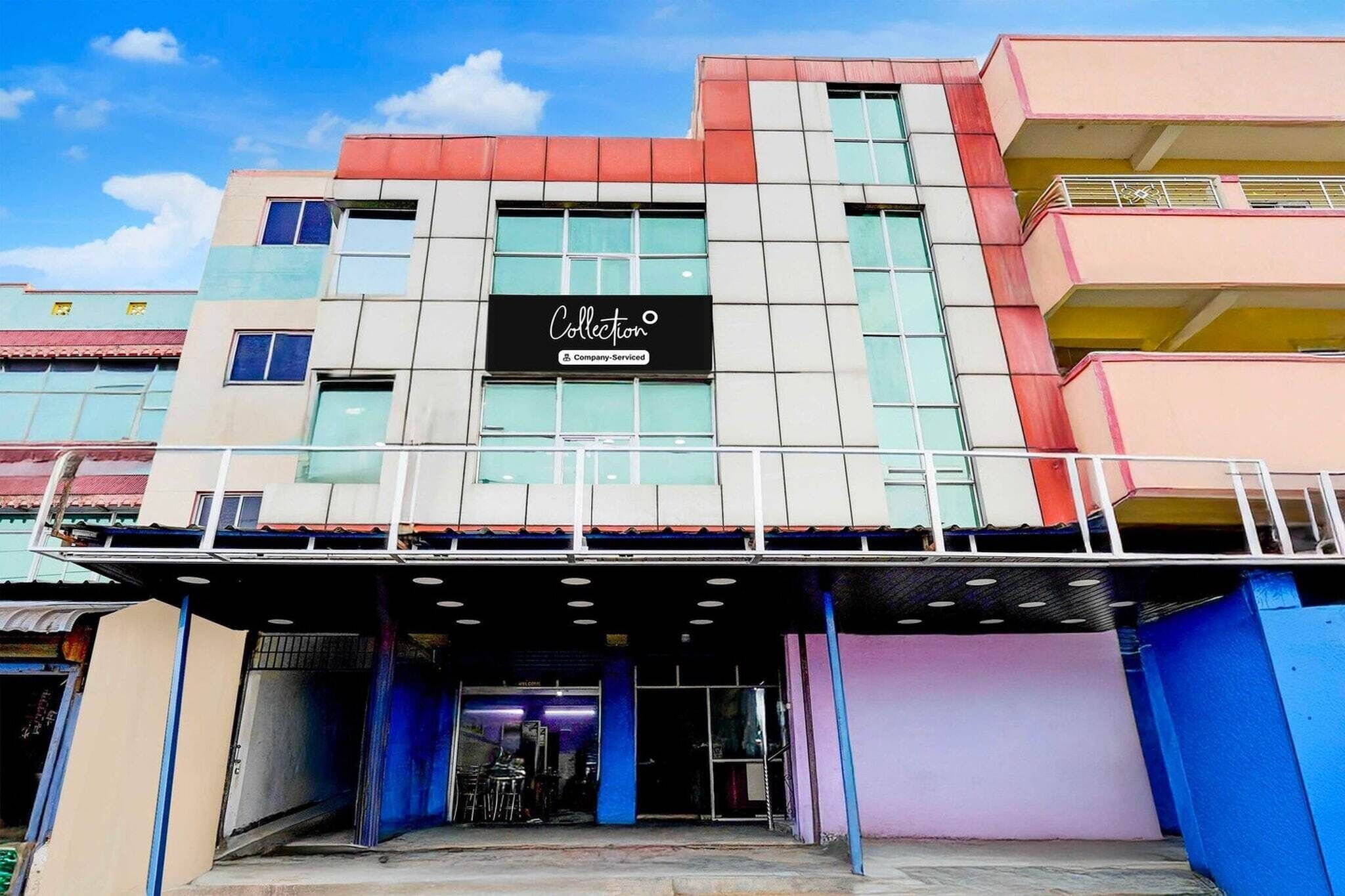 Außenseite Ferienhaus [Sommer]