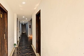 Nicht klassifiziertes Bild, 2 von 42, Schaltfläche