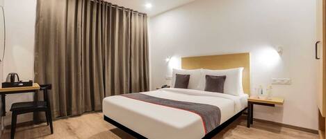 1 chambre, bureau, literie fournie