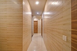 Interior - Townhouse Hotel All In One (Kolkata)