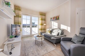 Fernseher, Stereoanlage