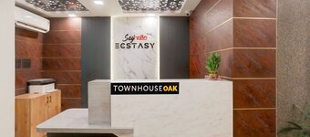 Super Townhouse OAK Sayhallo Ecstasy