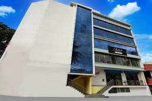 Nicht klassifiziertes Bild, 4 von 18, Schaltfläche