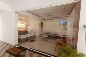 Nicht klassifiziertes Bild, 2 von 18, Schaltfläche