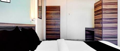 Schreibtisch, Bettwäsche