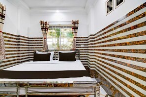 1 chambre, bureau, Wi-Fi gratuit, draps fournis