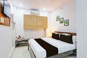 1 quarto, escrivaninha, Wi-Fi de cortesia, roupa de cama