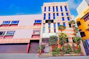 Nicht klassifiziertes Bild, 3 von 27, Schaltfläche