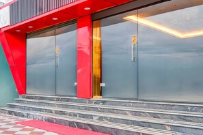 Imagen sin descripción, 3 de 16, botón