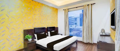 1 makuuhuone, työpöytä, vuodevaatteet