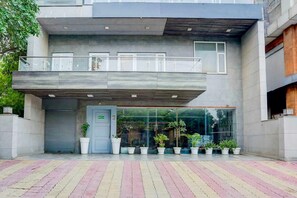 Unclassified image, 5 of 27, button - Townhouse Oak Rohini Sector 23 (Delhi)