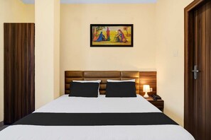 Unclassified image, 4 of 20, button - Collection O Lalganesh (Guwahati)