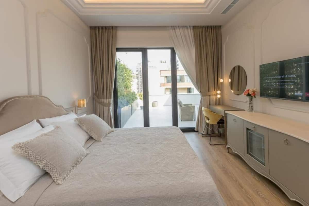 Coffres-forts dans les chambres, bureau, chambres insonorisées