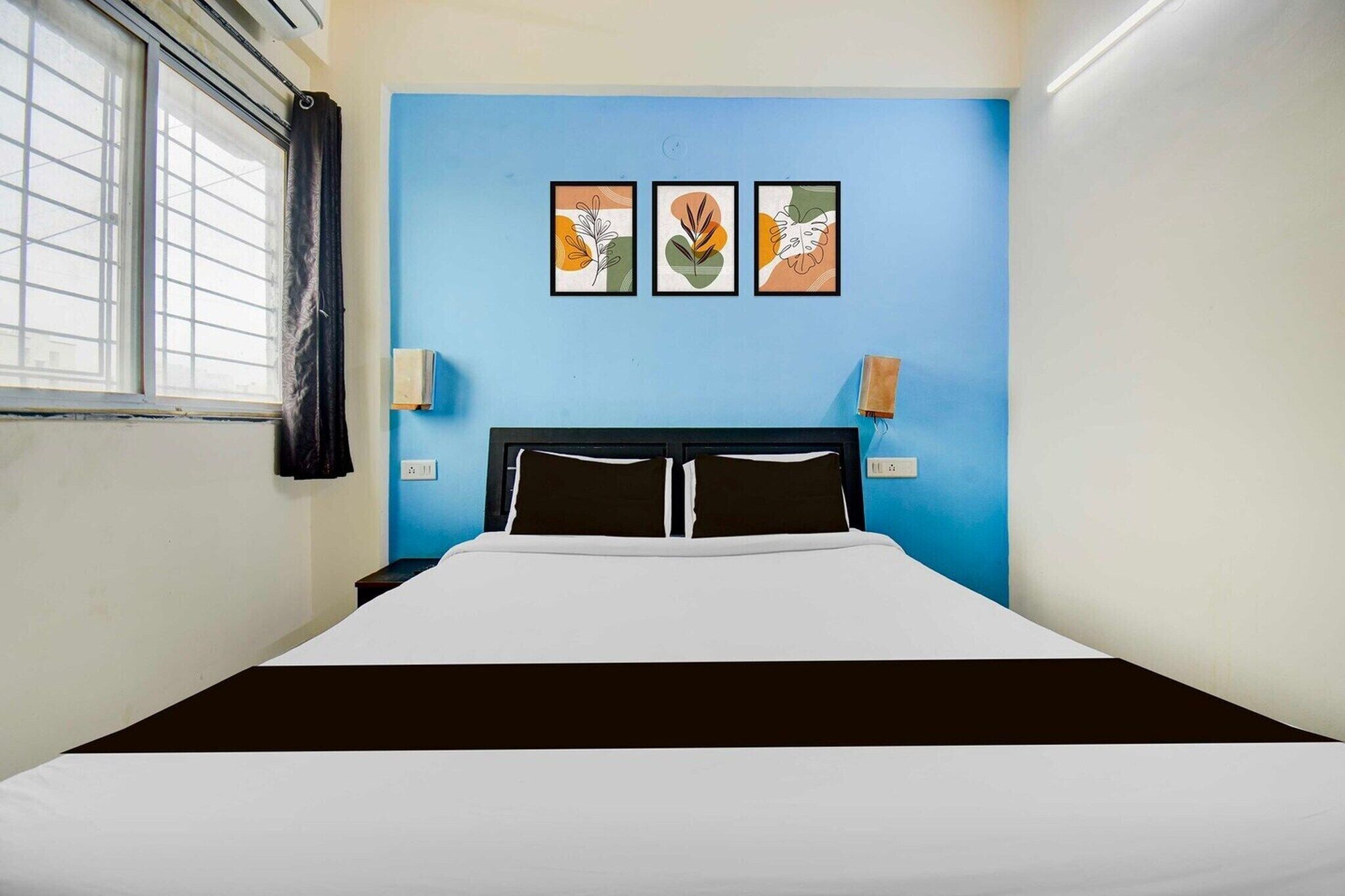 1 habitación, escritorio y ropa de cama 