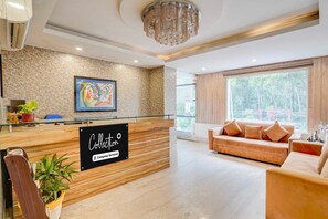 Lobby - Collection O FRI Dehradun (Dehradun)