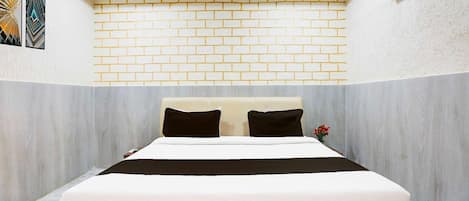 Bureau, draps fournis