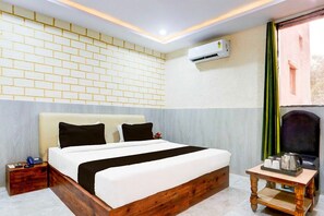 Luokittelematon kuva, 5 kautta 25, painike