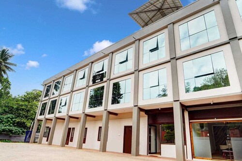 Collection O Sultan Bathery