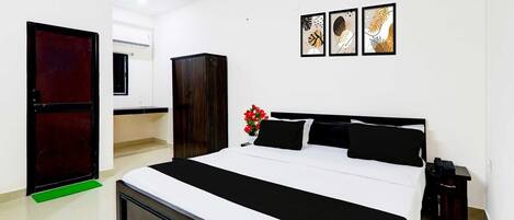 Bureau, literie fournie