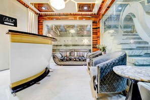 Unclassified image, 2 of 27, button - Townhouse Oak Swaroop Nagar (Kanpur)