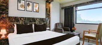 Townhouse Oak Anand Ganesh Circle