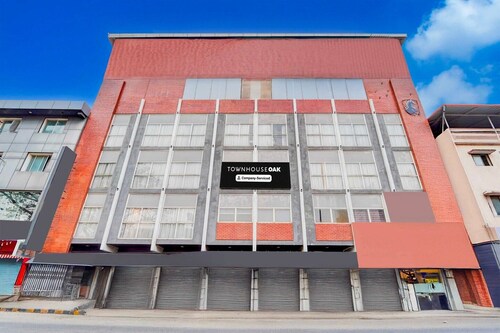 Townhouse Oak Jyoti Mahal Road Rayagada