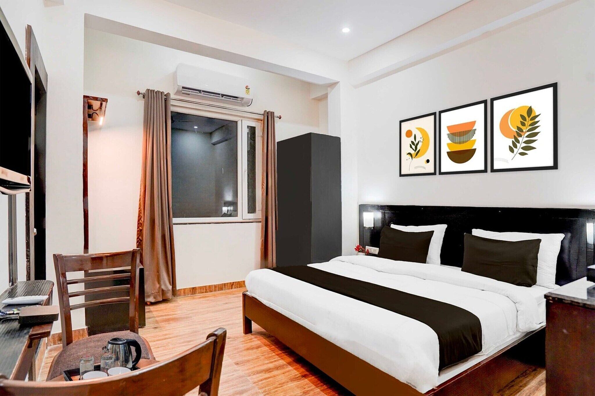 Bureau, draps fournis