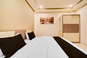 Bureau, draps fournis