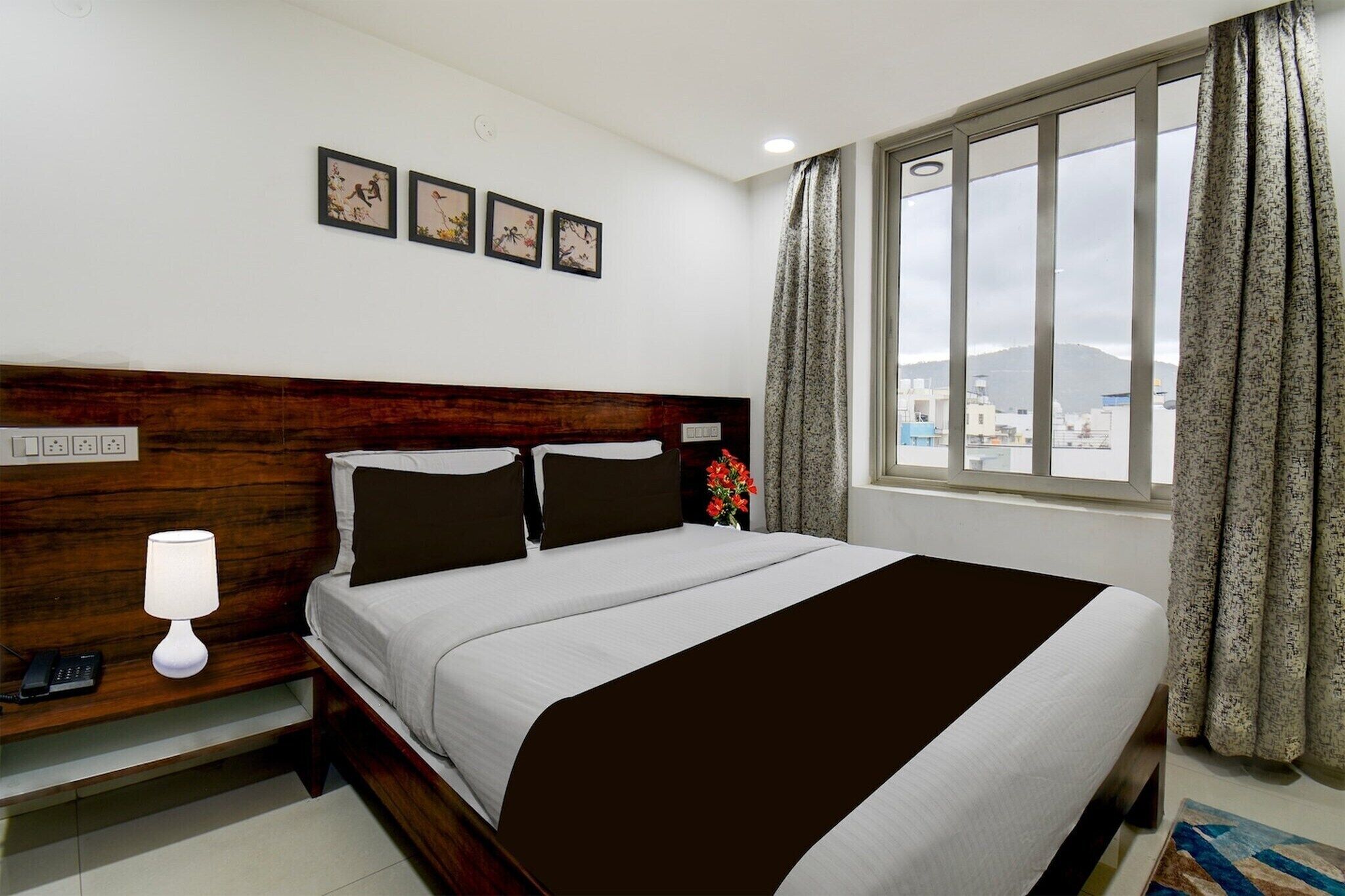 1 chambre, bureau, draps fournis