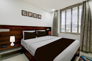 Luokittelematon kuva, 3 kautta 45, painike