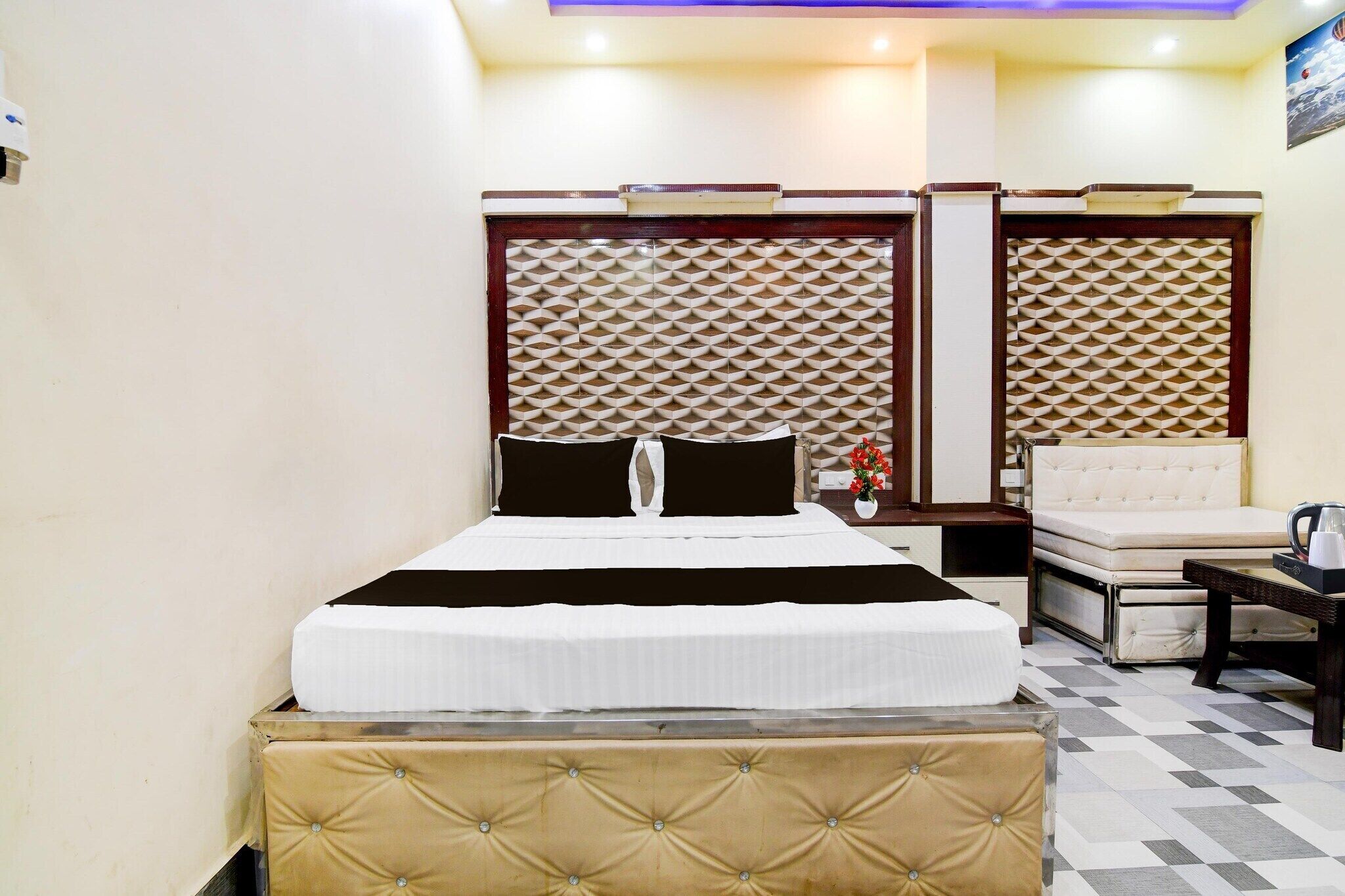 Bureau, draps fournis