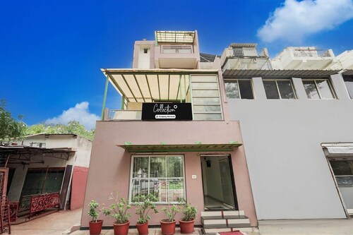 Collection O Metro Station Gandhinagar