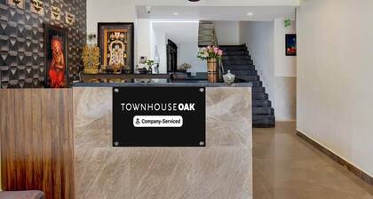 Stadthaus Oak Sri Mahadeshwara Centre