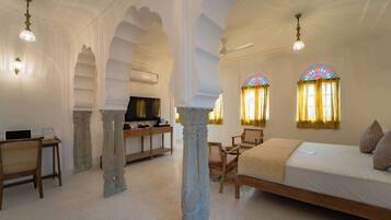 Habitación junior | Escritorio y wifi gratis