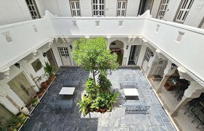 Khu ẩm thực ngoài trời