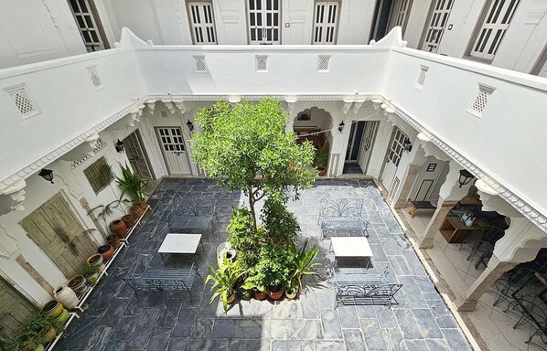 Immagine non classificata, 1 di 10, pulsante