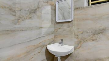 淋浴設備、提供毛巾