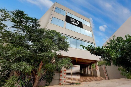 Hotel O Benz Circle Vijayawada