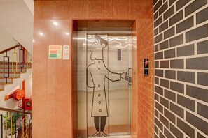 Immagine non classificata, 2 di 29, pulsante