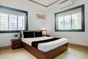 Schreibtisch, Bettwäsche