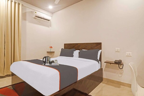 Schreibtisch, Bettwäsche