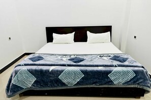 Unclassified image, 4 of 11, button - Hotel O Ayodhya Dham Bus Terminal (Ayodhya)