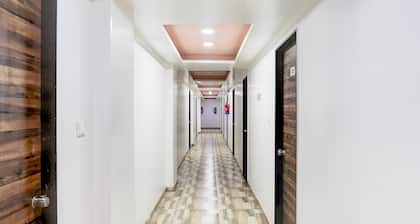 Super Hotel O Dindoli Surat