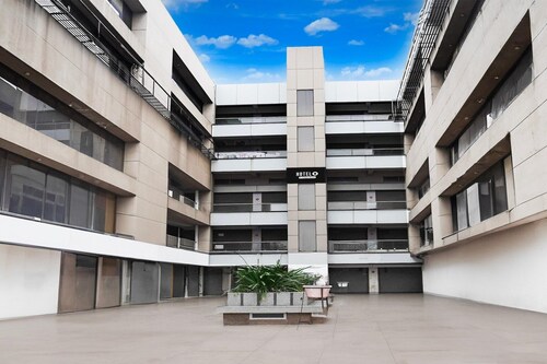 Super Hotel O Dindoli Surat