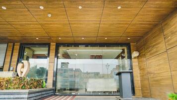 Enceinte de lâhĂ©bergement